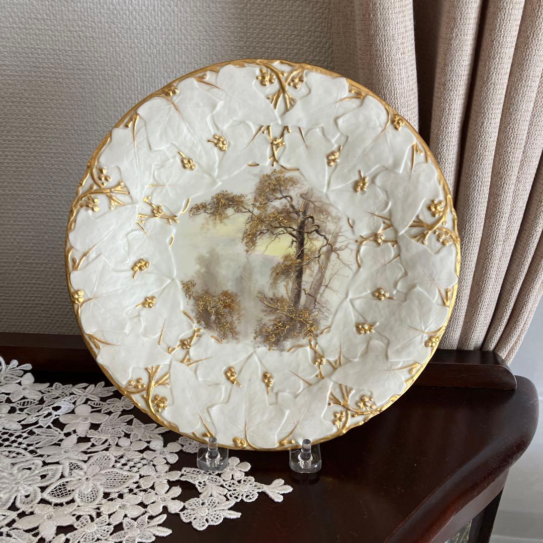  China Works 　アイビーレリーフ　盛金彩　冬の木立風景画皿