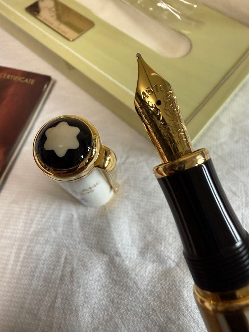 モンブラン万年筆特別限定品、ポンバドゥール侯爵夫人4810