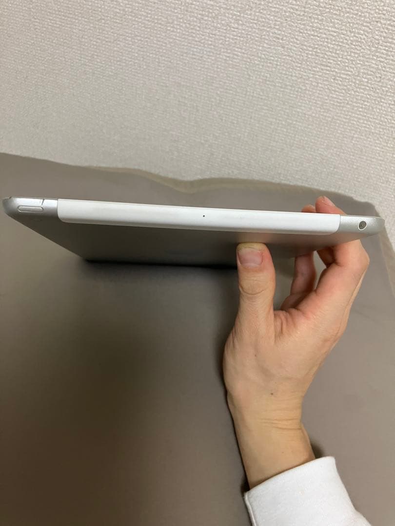 Apple iPad (第7世代) 32GB 訳あり　ジャンク