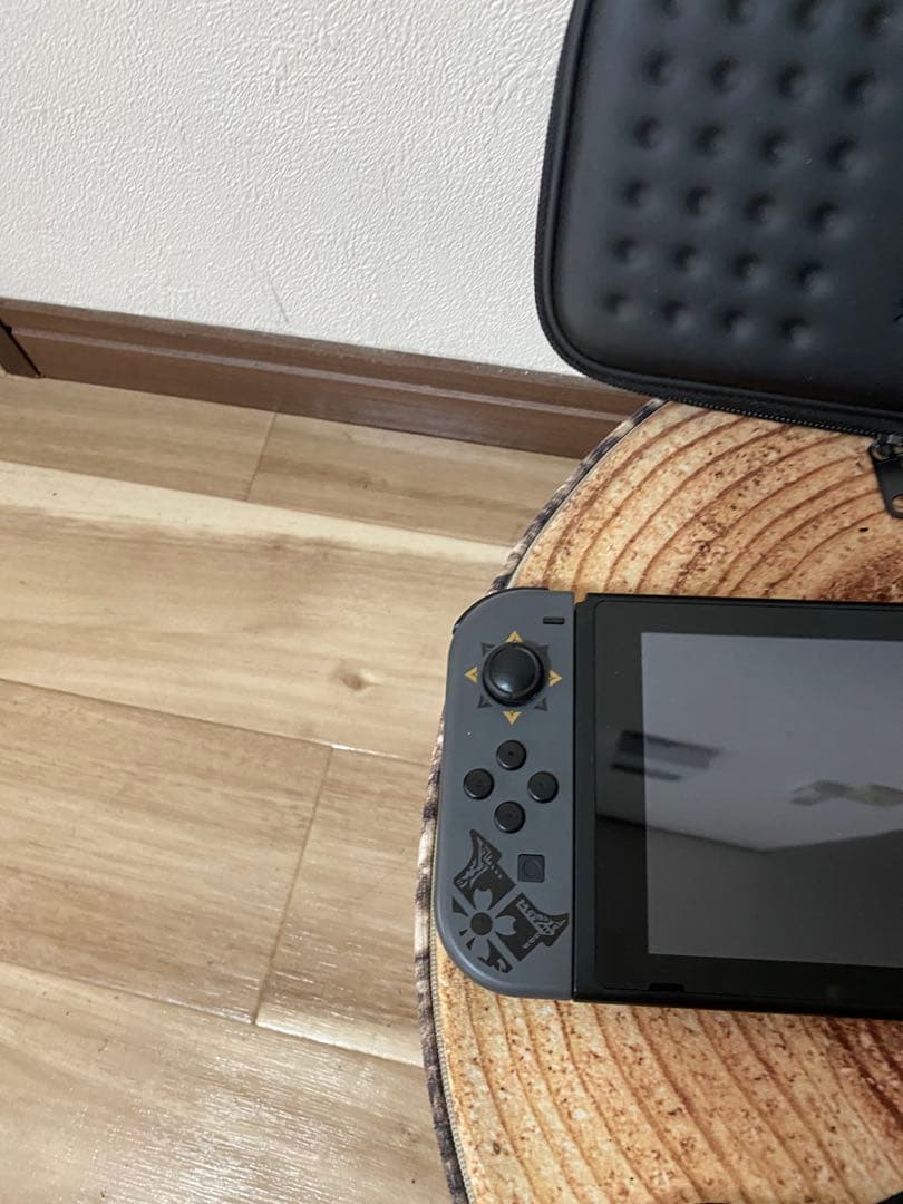 Nintendo Switch ニンテンドースイッチ本体　モンハンモデル　箱無し