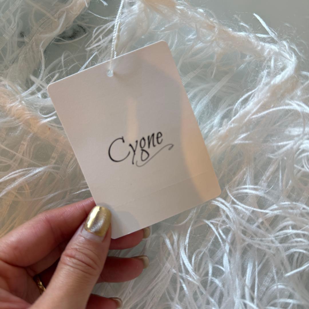新品未使用 cygne シーニュ　フェザートップス　Moni