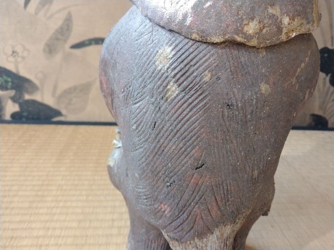 ウッシッシとほくそ笑む図太いタヌキ　骨董　古美術　狸人形　置物　縁起物　開運