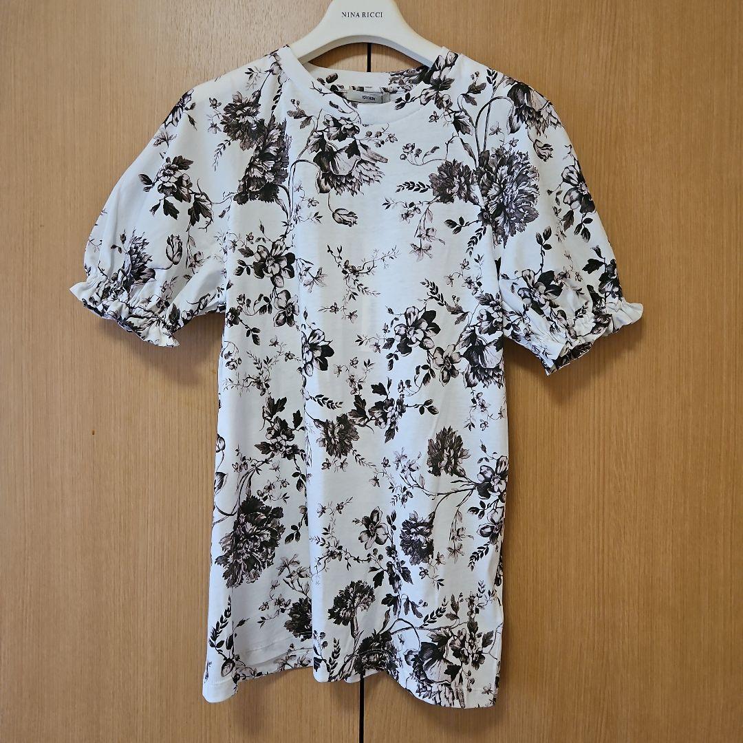 新品未使用　ERDEM フラワープリント 半袖トップス　パフスリーブ