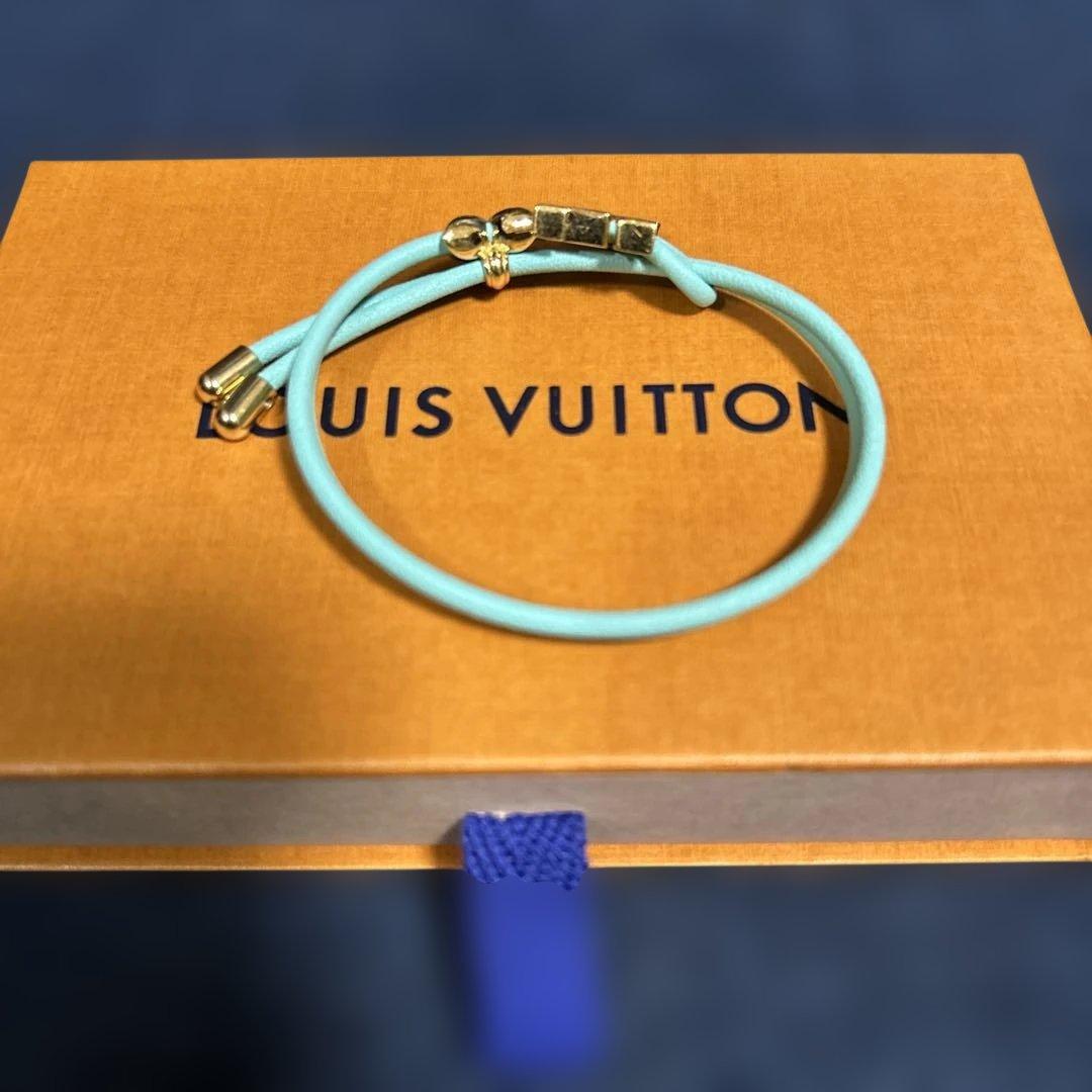 ルイヴィトンブレスレット