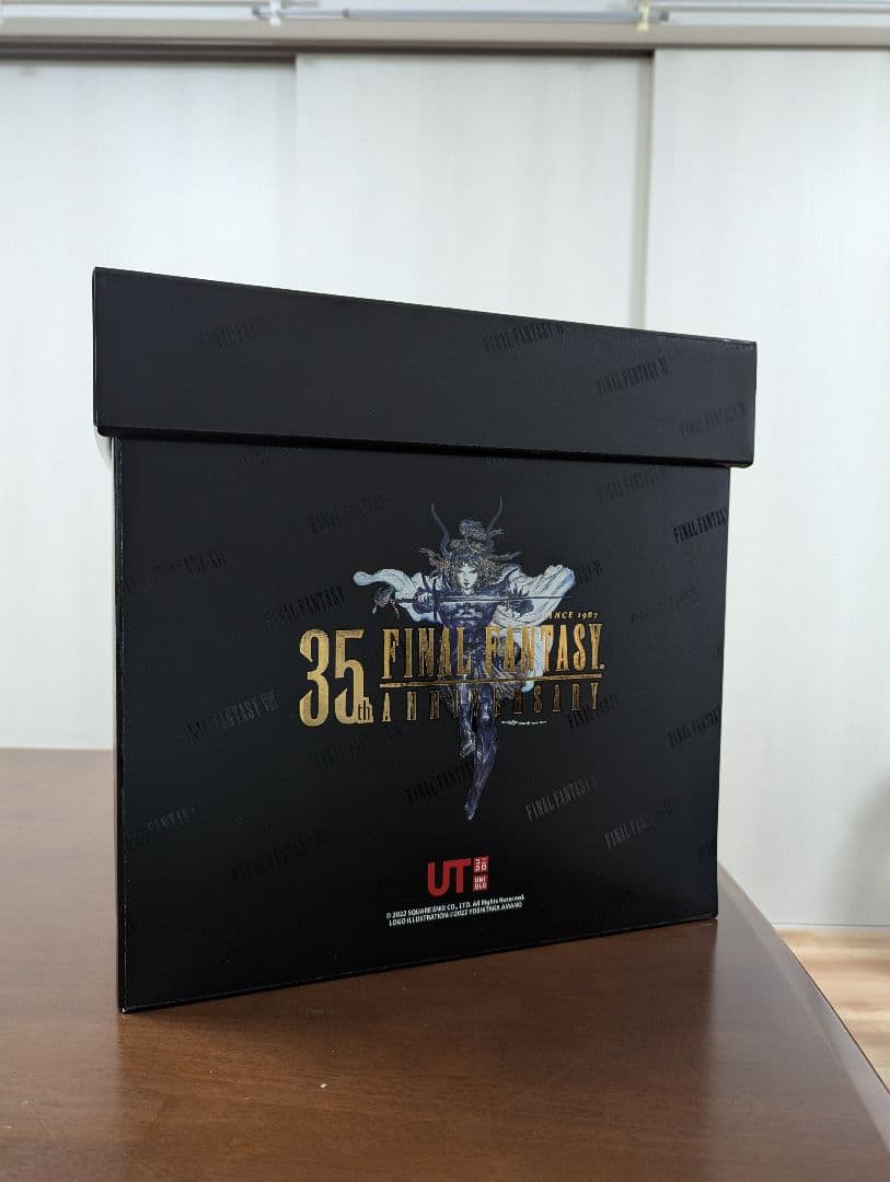 FFxユニクロ｜FF35th記念 ユニクロコラボTシャツ限定BOX