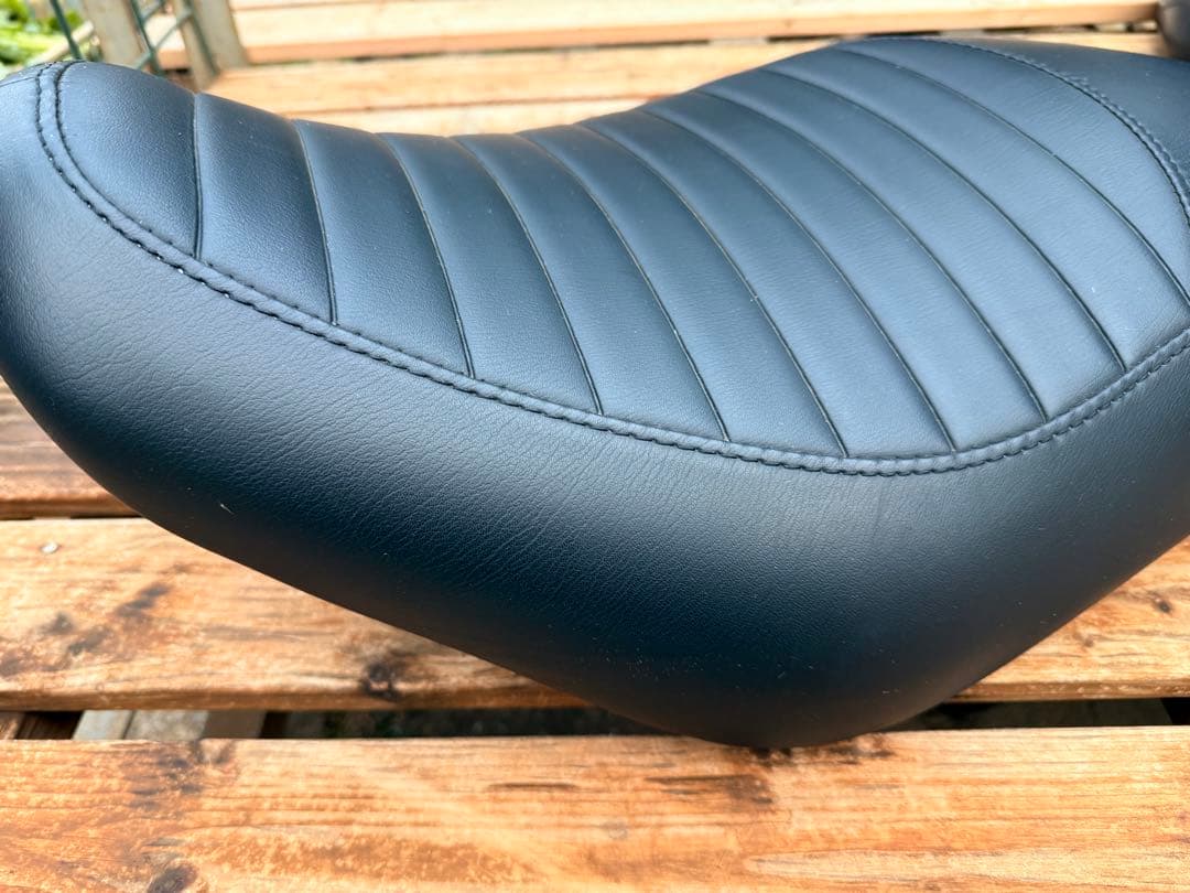  Enfield ハンター350用 アンコ抜き純正シート