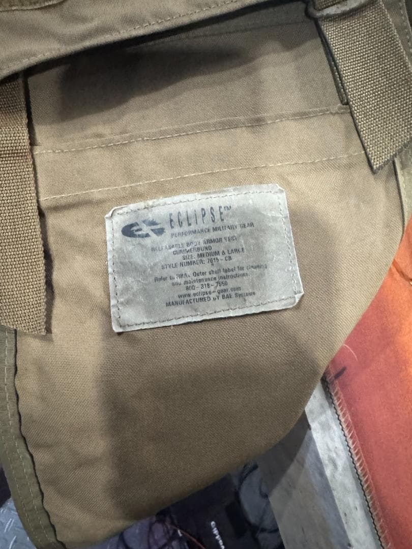 米軍　実物ECLIPSE ボディアーマー ベスト Large 送料無料