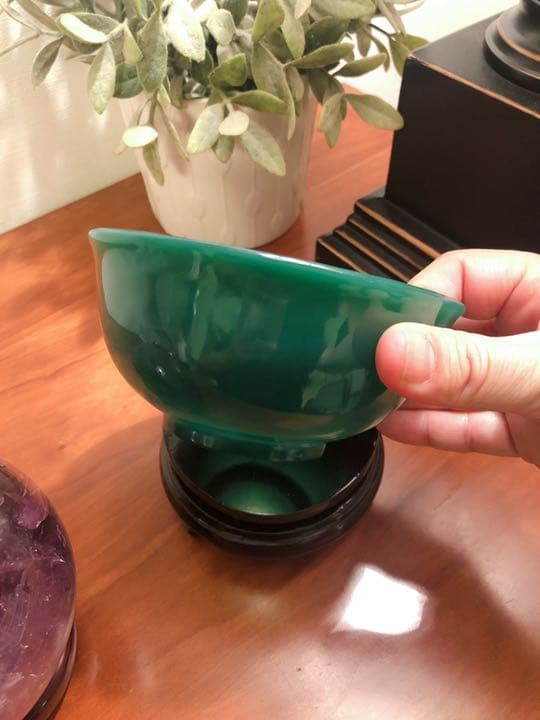 中国博物館所蔵　翡翠２つ、水晶一つの三点セット