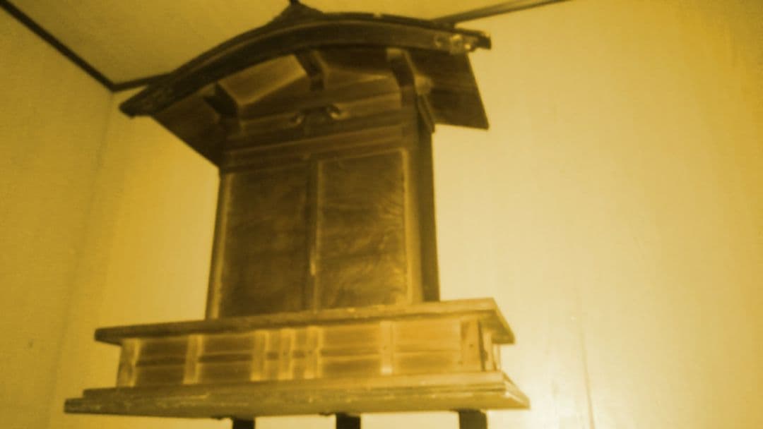 神棚(かみだな、神社)