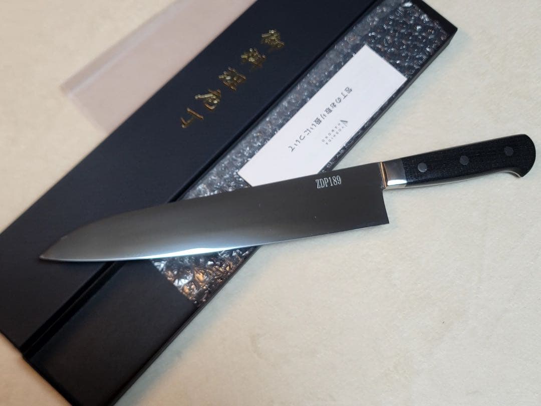 吉田刃物　zdp189 本焼　鏡面　牛刀240mm