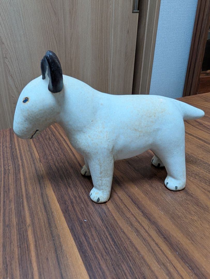 リサラーソン ケンネルブルテリア