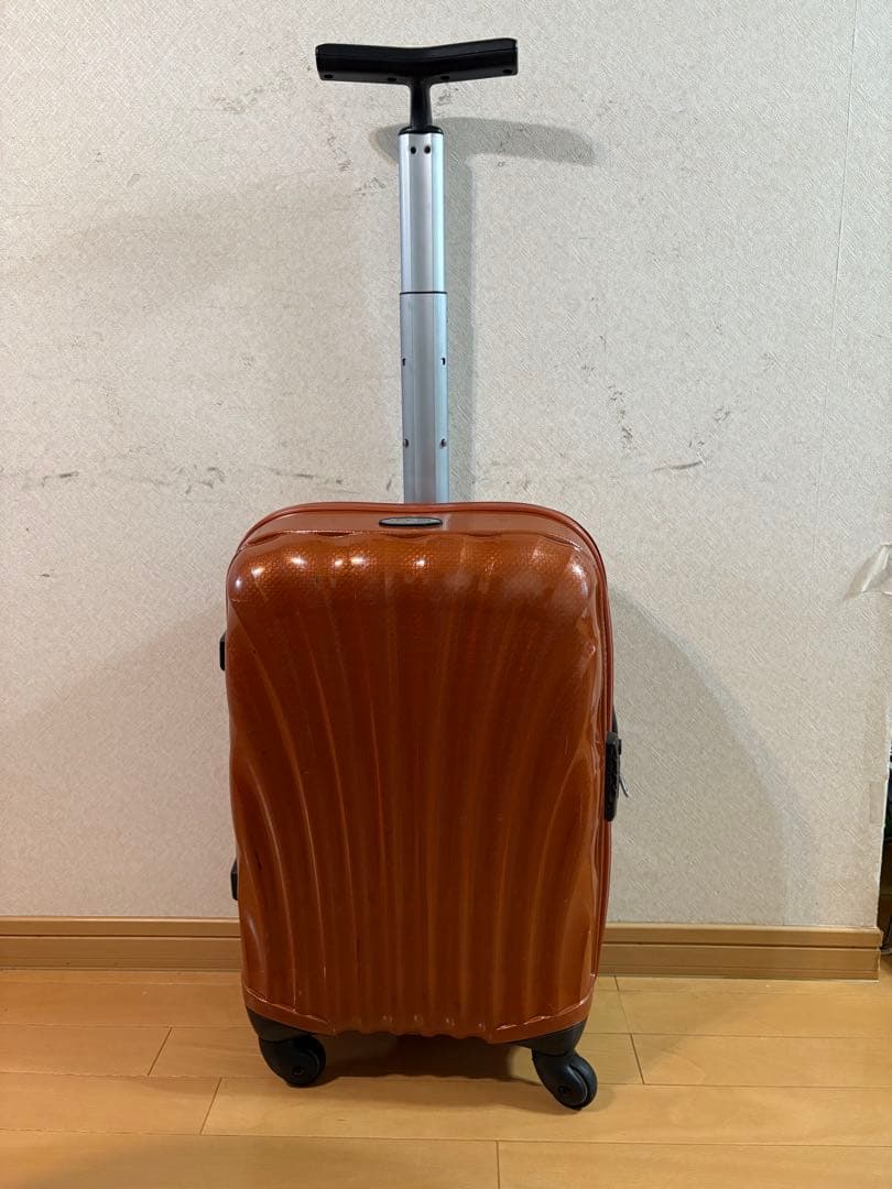 サムソナイト　機内持ち込み超軽量ポリカーボネート キャリーケース