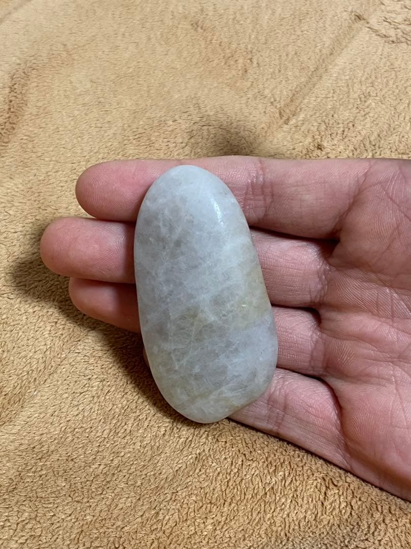 ただ置くだけ✨ 純白の氣の石