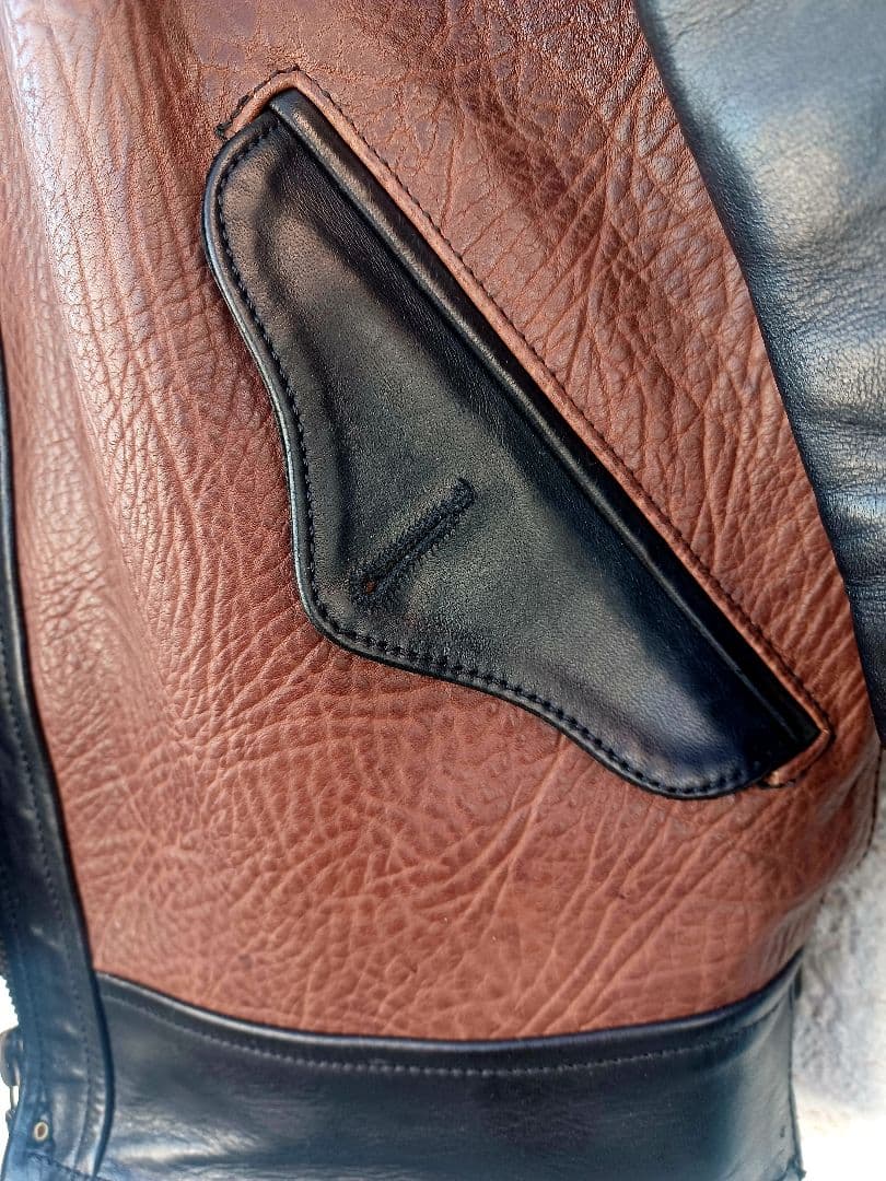 1/17(土)迄の特価！雰囲気抜群『CIDU LEATHERS』水牛革馬革コンビ