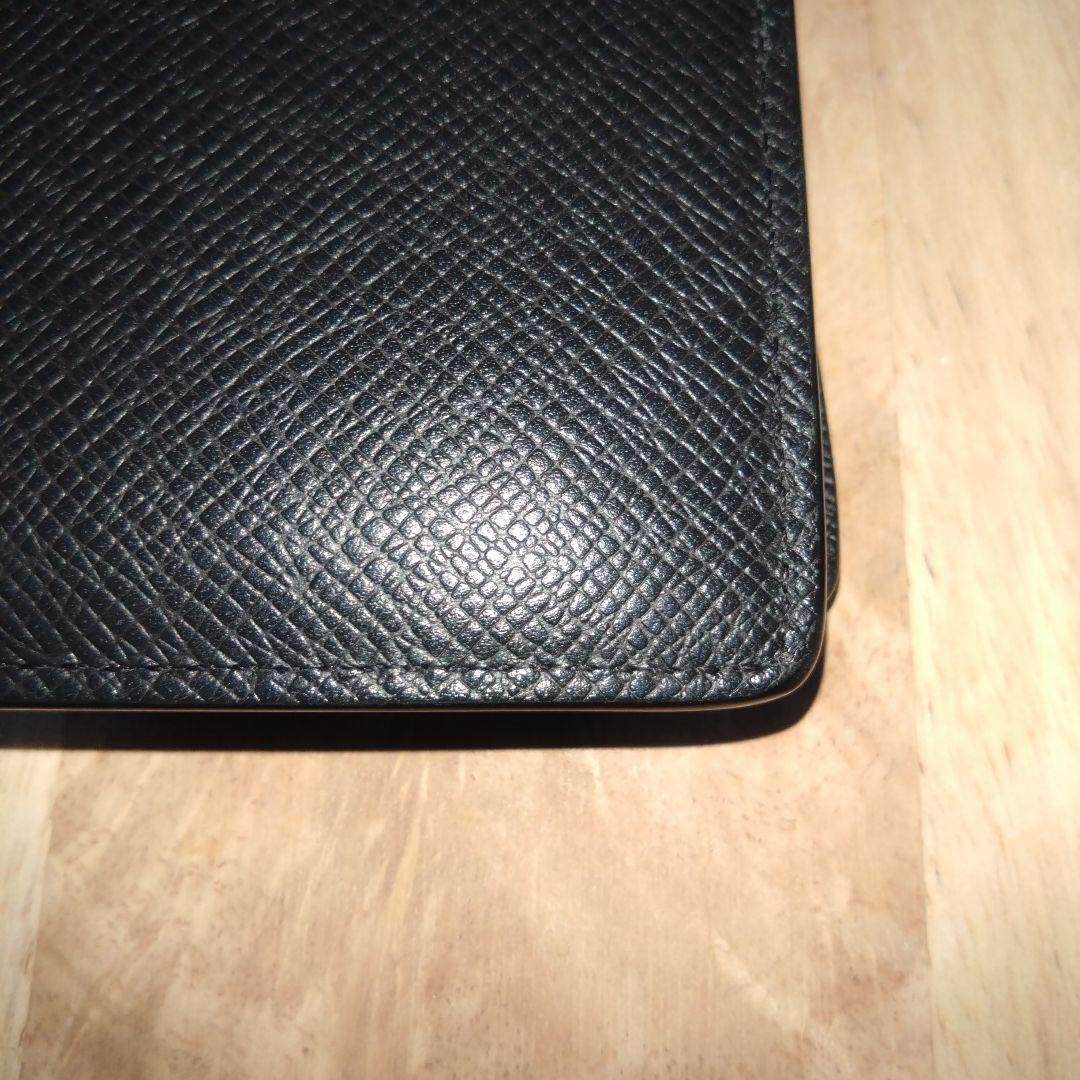 LOUIS VUITTON　ルイ・ヴィトン　タイガ