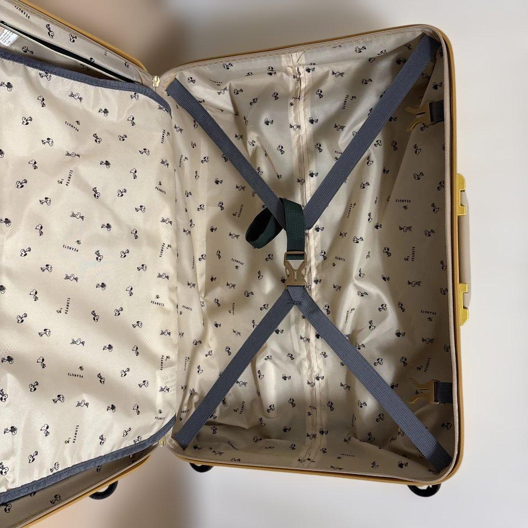 ジュエルナローズ　PEANUTS キャリーケース