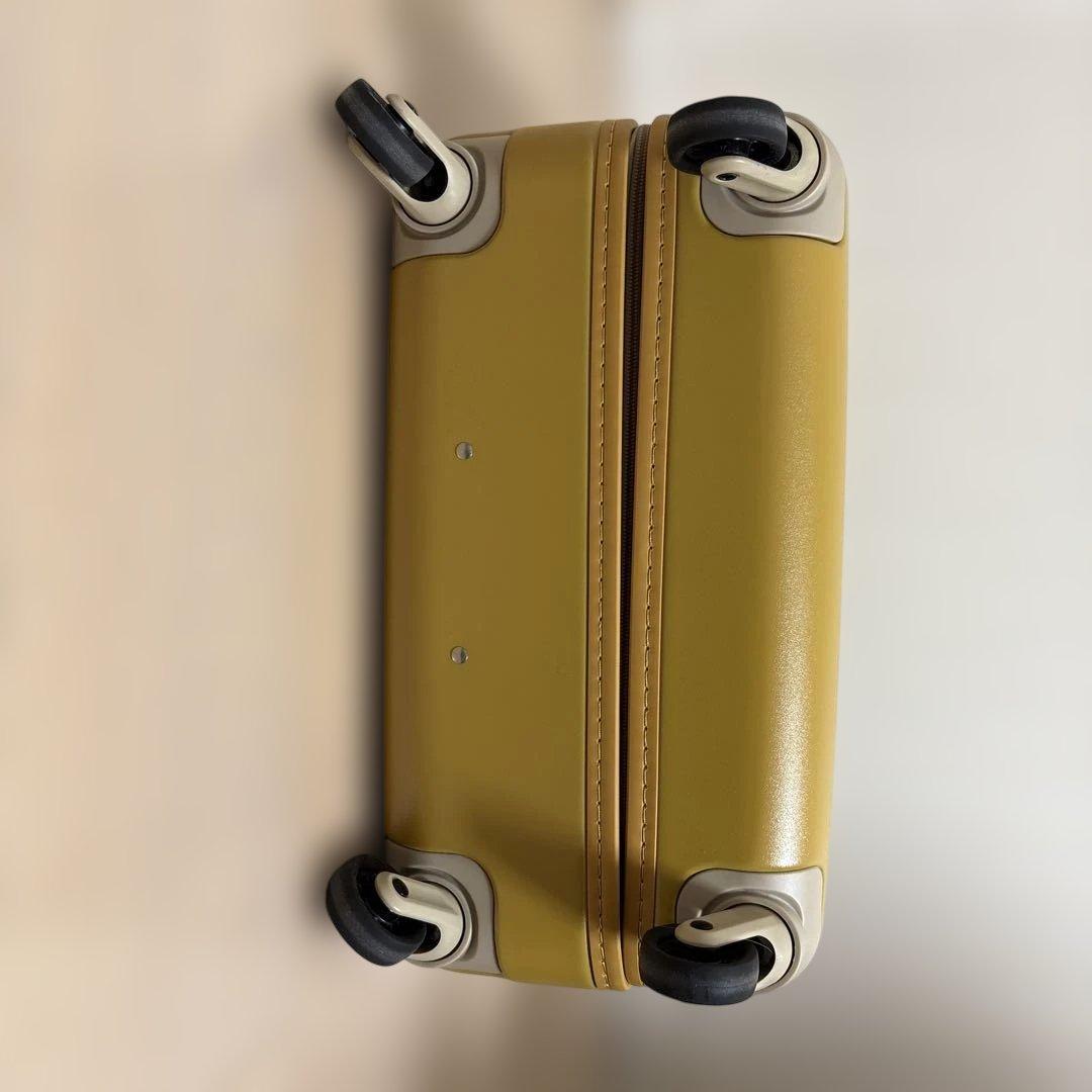 ジュエルナローズ　PEANUTS キャリーケース