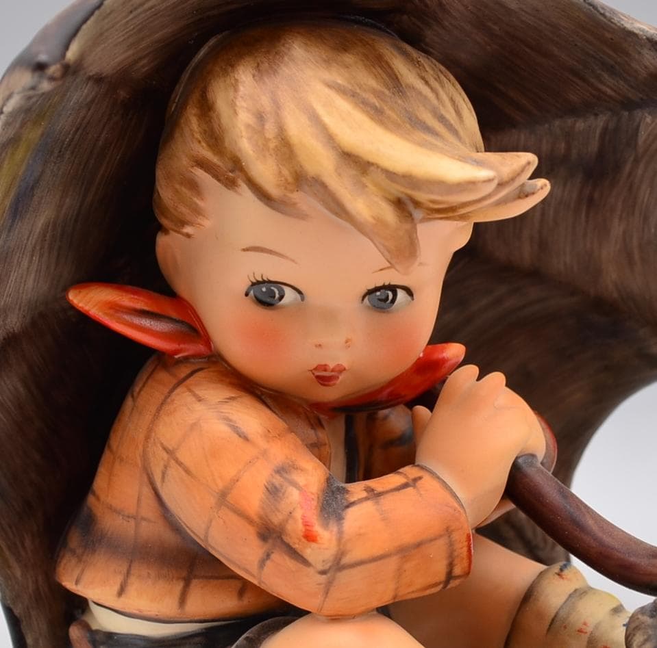 傘の少女／傘の少年　★フンメル　２体セット　ドイツ・ゲーベル　箱付き　美品