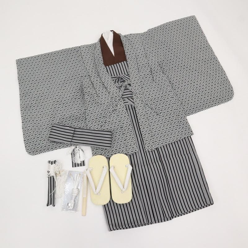 七五三羽織袴セット＊男の子5歳 亀甲に花菱 白黒茶色 着物 化繊 9RC13