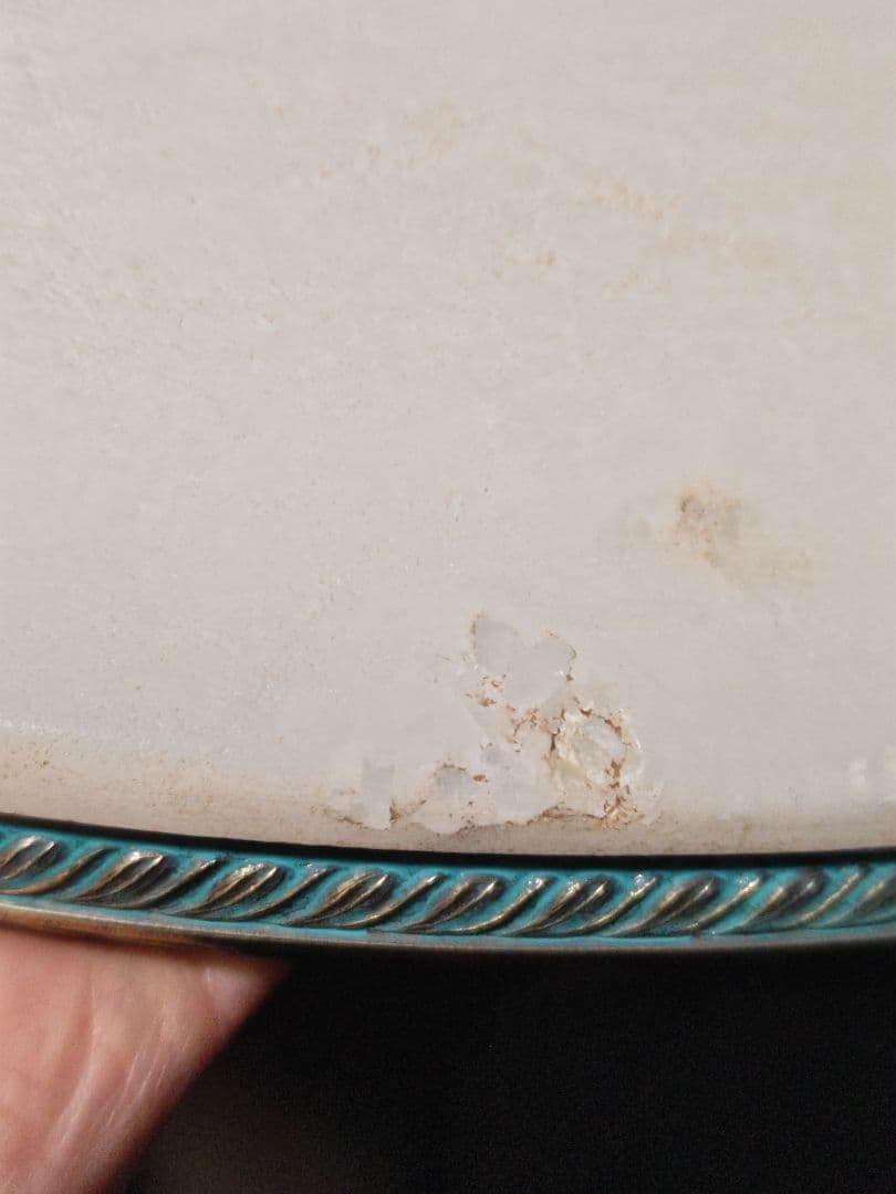 残りの1台、大塚家具で購入したシーリング灯です。1基186,000円、写真追加