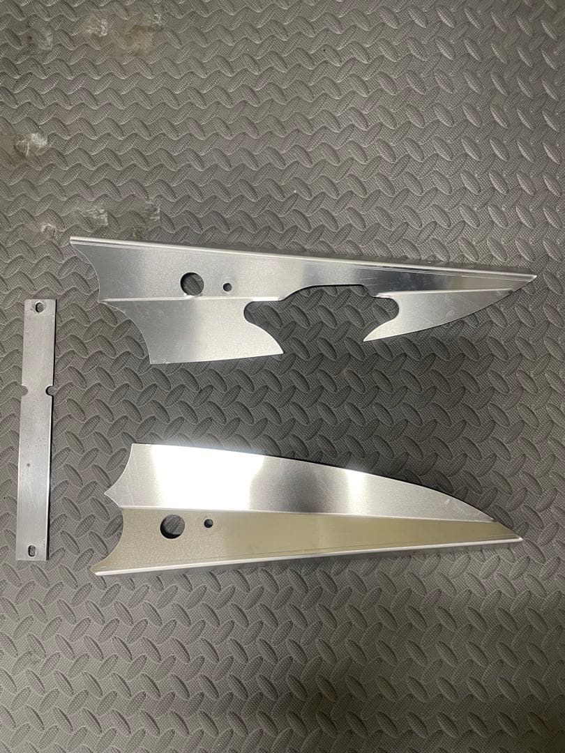 v125/G アンダースポイラー　アンダーガード　サイドスポイラー　Ben ベン