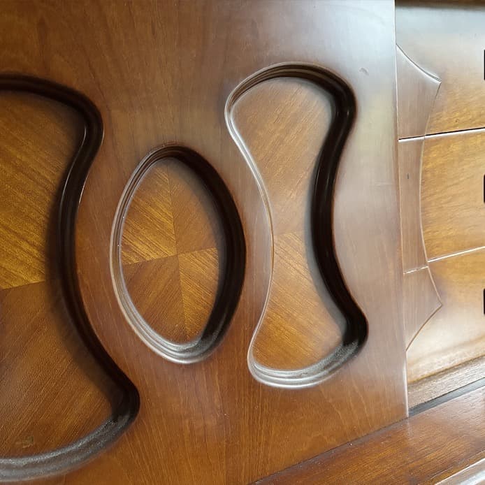 サイドボード　飾り棚　食器棚　木製　茶色　ブラウン　昭和レトロ　レトロ