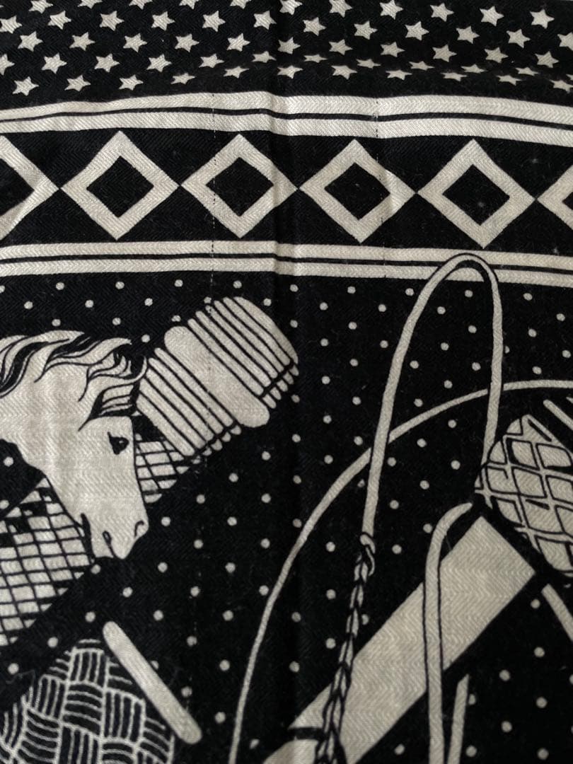 エルメス カレジェアン 鞭とグリップ バンダナ カシシル　140