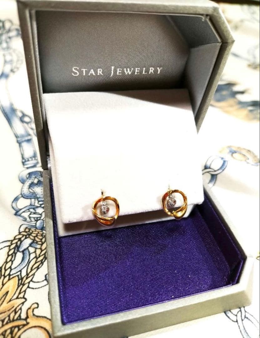 スタージュエリー ピアス　K18ダイヤ