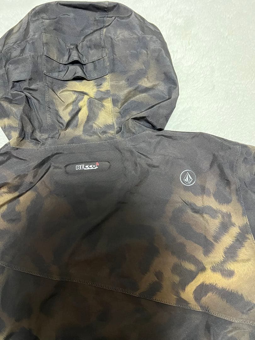 【極美品】VOLCOM レオパード柄 スノーボードウェア　セットアップ