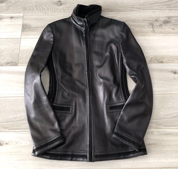 【Yves Saint Laurent】イヴ・サンローラン　革ジャケット❗️