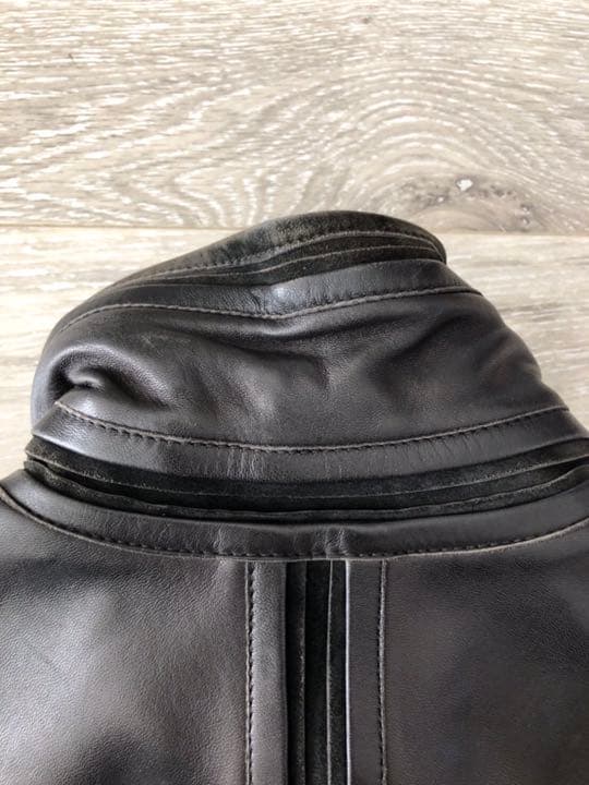 【Yves Saint Laurent】イヴ・サンローラン　革ジャケット❗️