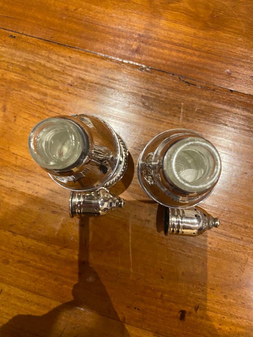 銀　スターリングシルバー　ソルト&ペッパー容器　コンディメント 2個セット