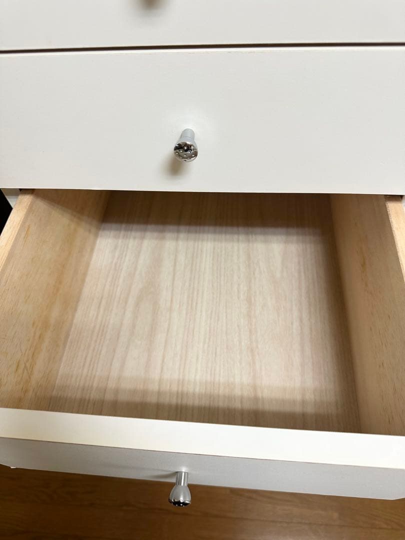 ホワイトチェスト 引き出し付き　タンス　直接引取り可能