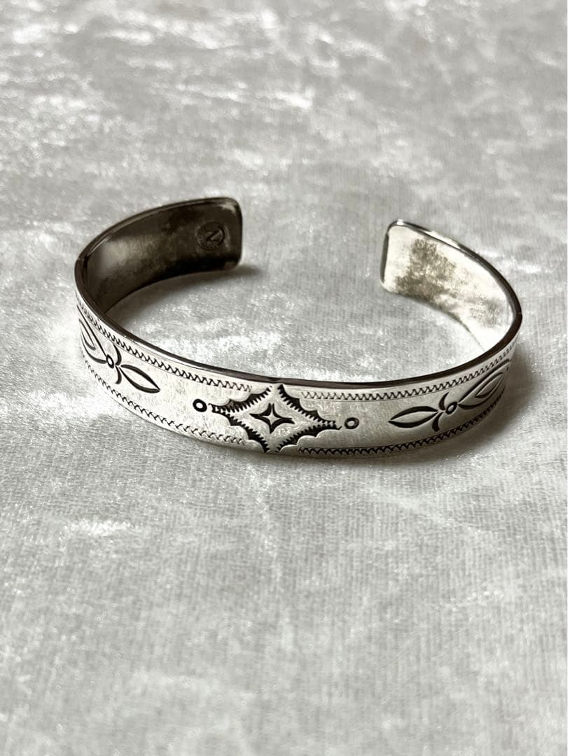 ノースワークス　シルバー　アクセサリー　バングル　ブレスレット