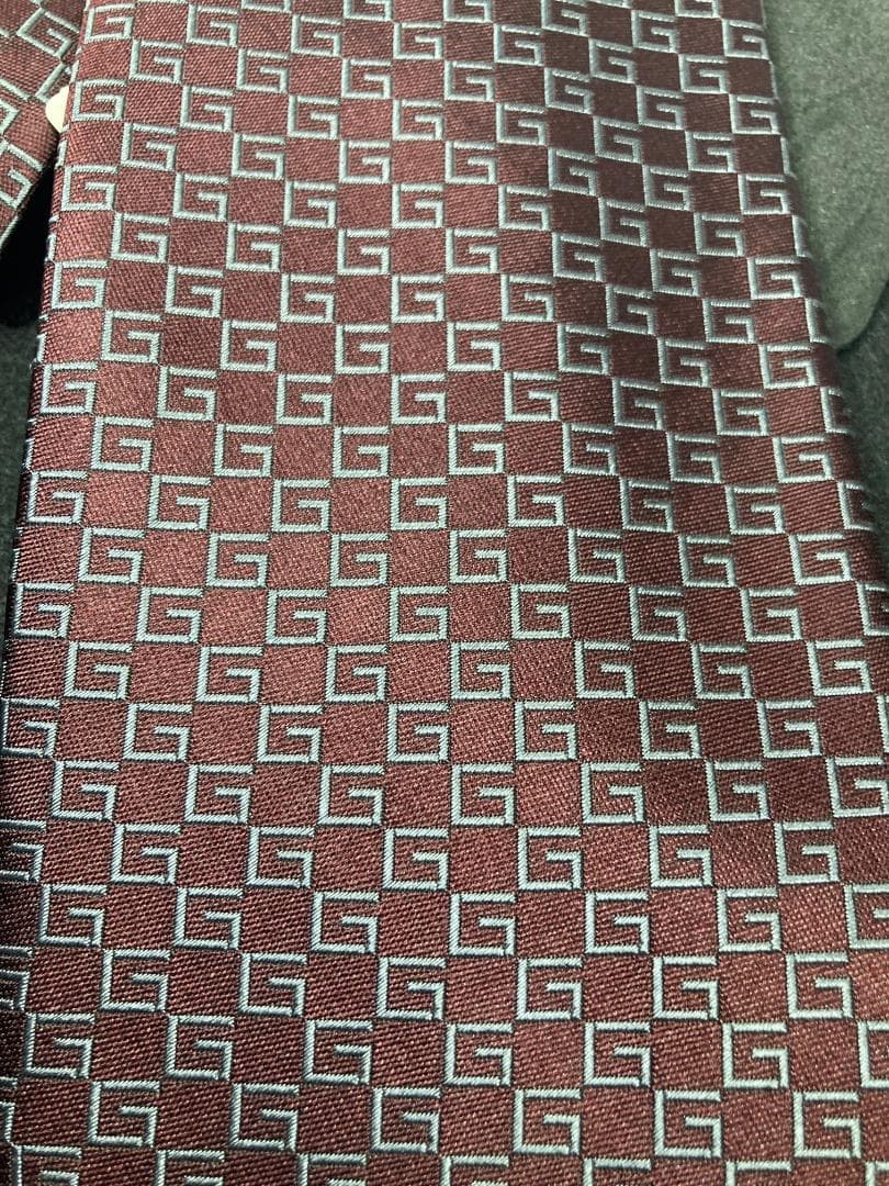 グッチ　ネクタイ　Gロゴ　赤茶色
