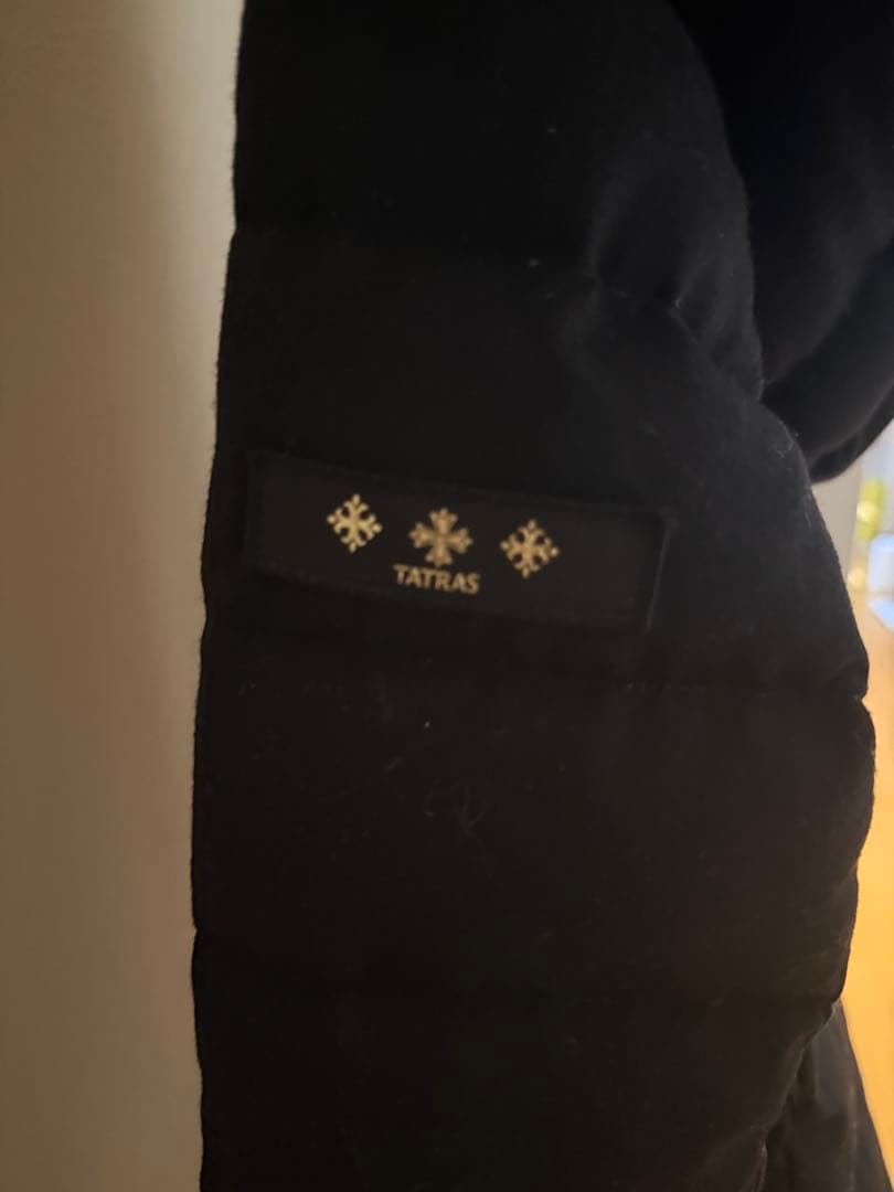 TATRAS ブラックダウンジャケット 即日発送