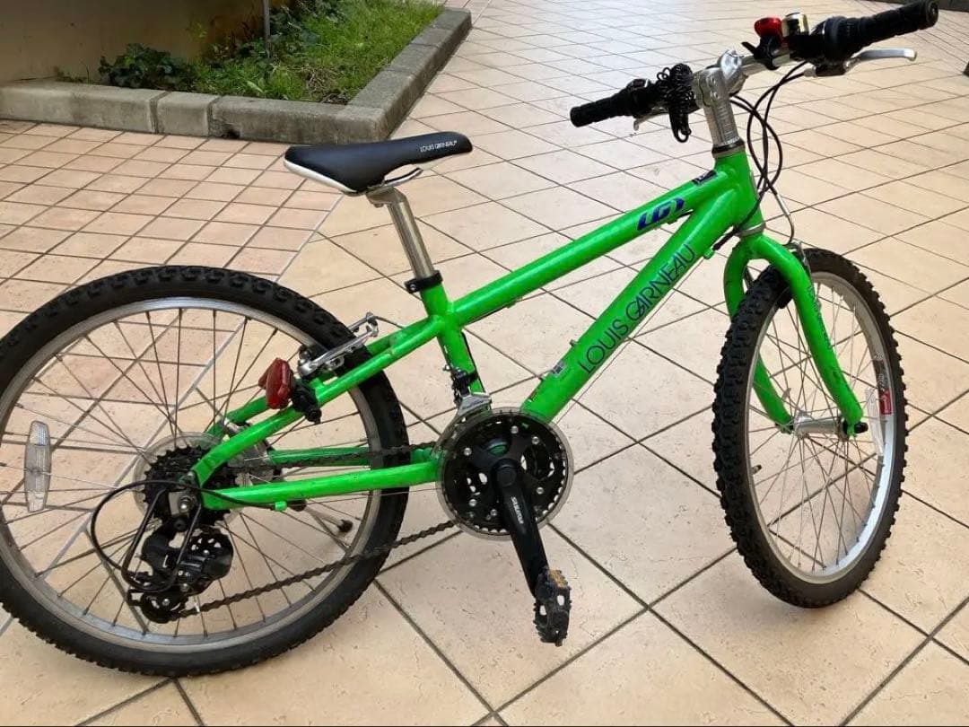 LOUIS GARNIER キッズバイク グリーン22インチ　受け渡し横浜市内