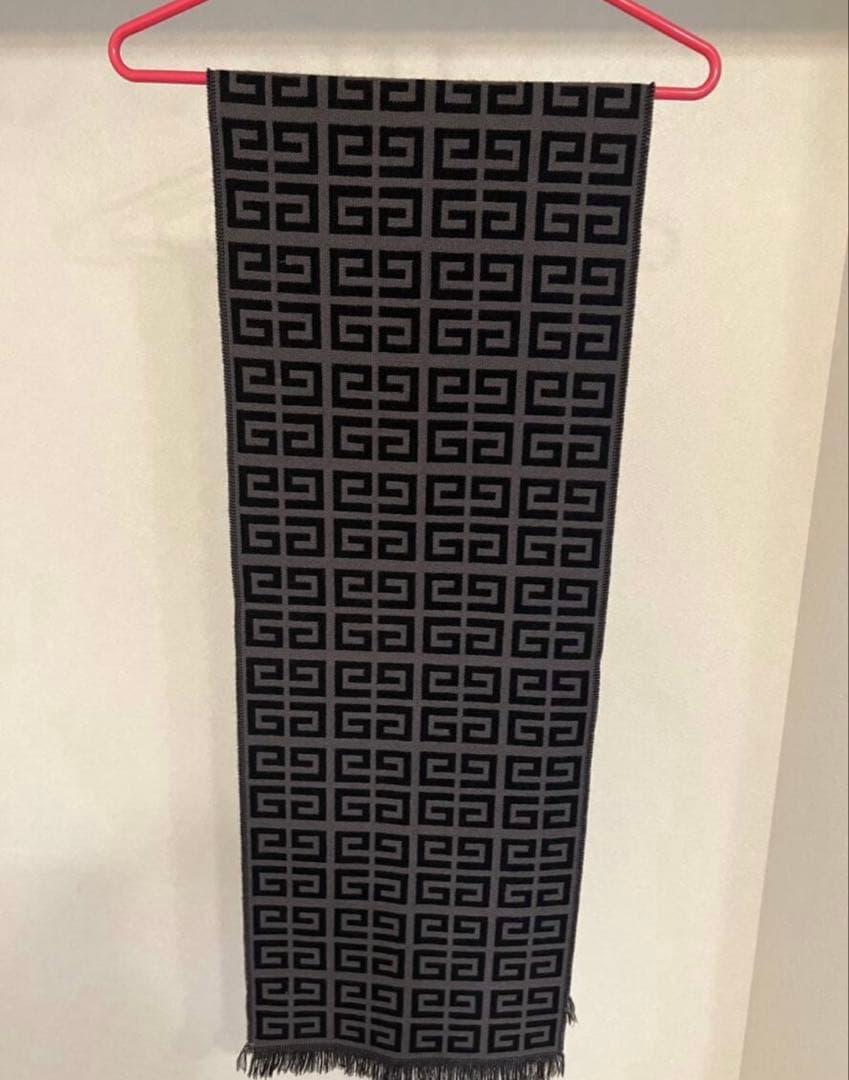 GIVENCHY ストール マフラー 黒 グレー 4G モノグラム