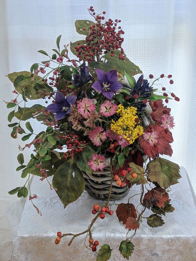 アートフラワー❁秋の花のアレンジメント❁染花布花❁希少価値❁ハンドメイド