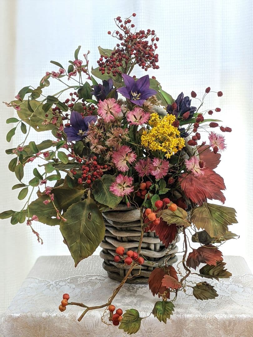 アートフラワー❁秋の花のアレンジメント❁染花布花❁希少価値❁ハンドメイド