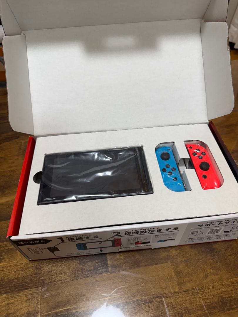 【美品】Nintendo Switch 本体 赤青 新品フィルム付