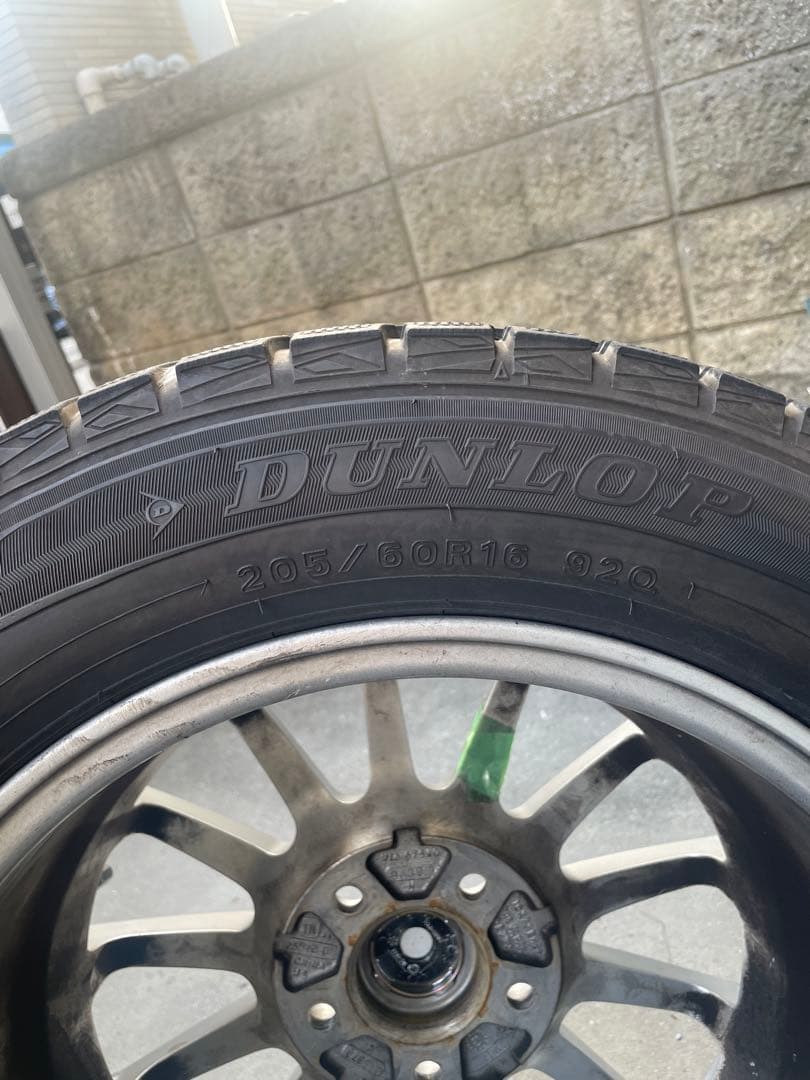 スタッドレス　205/60R16 920