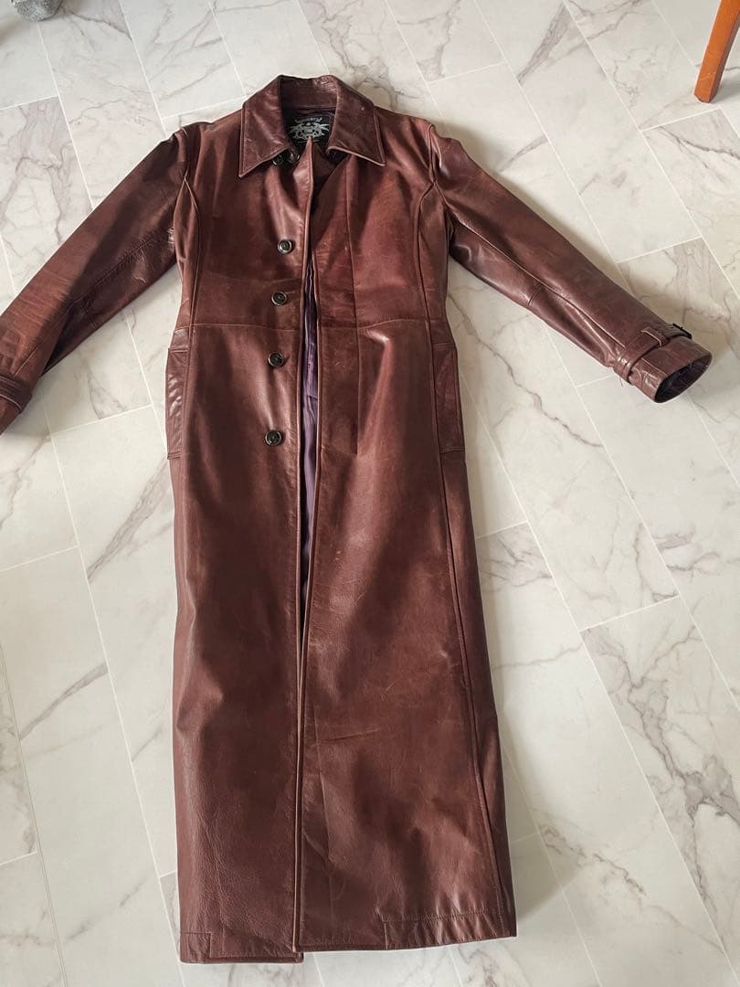 ブラウン本革トレンチコート