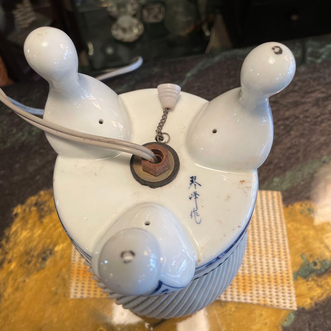 アジア・陶器・龍のランプ