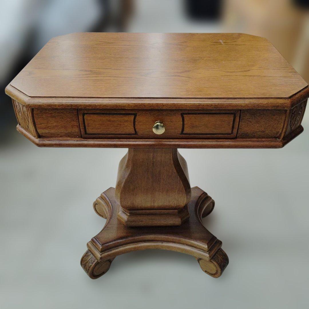 アンティーク家具 木製八角形サイドテーブル 引き出し付き