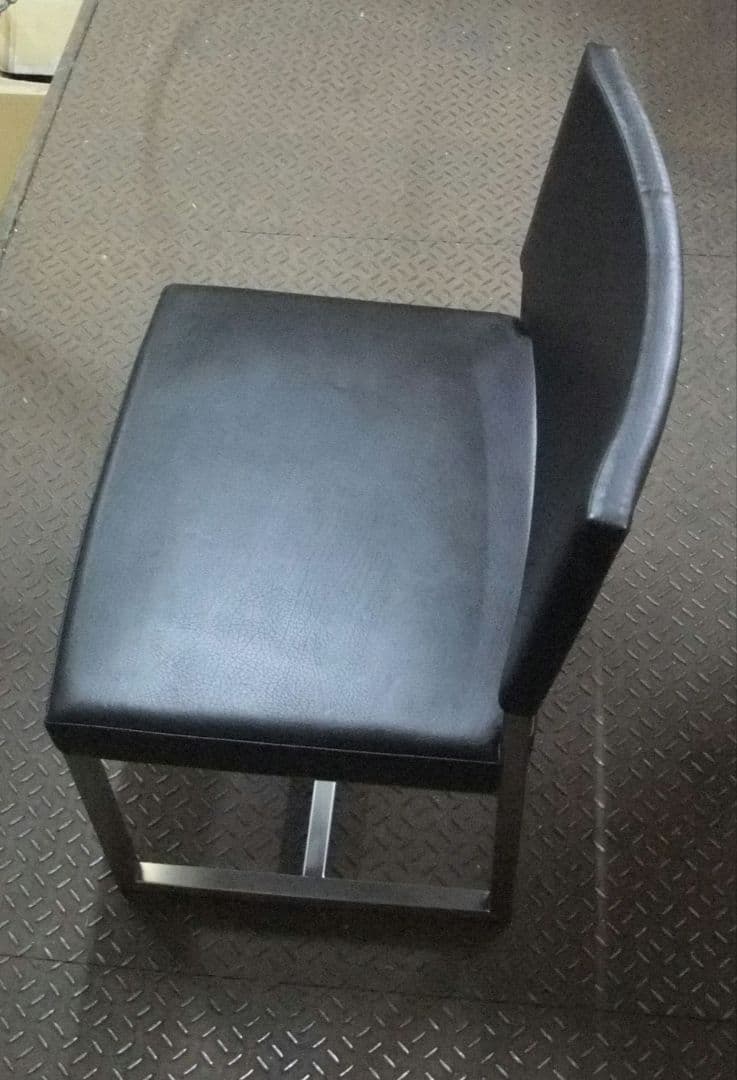 イタリアモダン１人掛け椅子