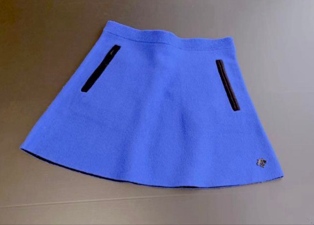 ③点セット　ブルゾン　セーター　スカート