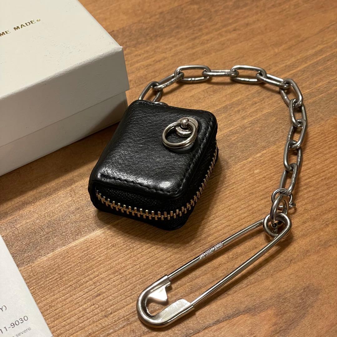 世界最小級のレザーウォレットチャーム　ブラックレザーケース チェーン付き