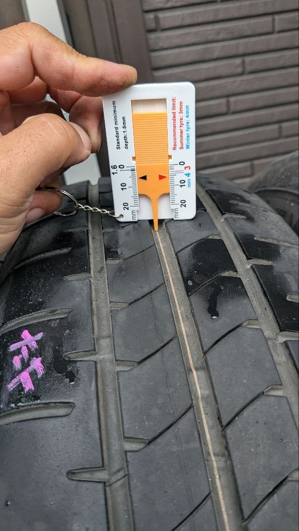 セレナ他 ブリジストン NEWNO 195/65 R15 タイヤ 4本