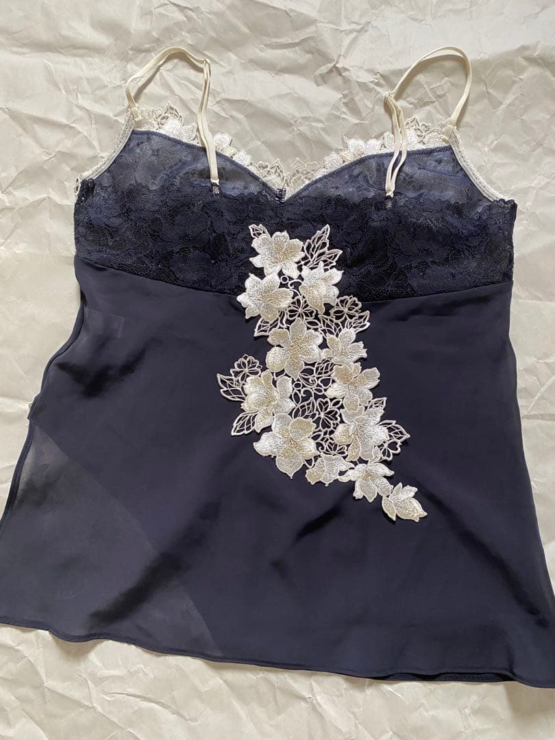 サルート　89g 店舗限定 ネイビー キャミソール